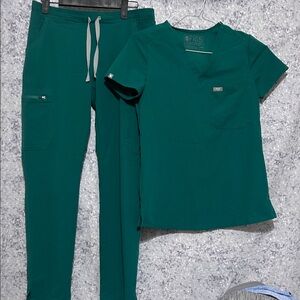 Figs Deep Green Scrub Set